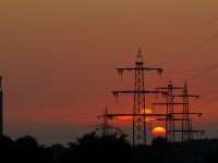 HDR Bild / Aufnahme Sonnenuntergang Strommast