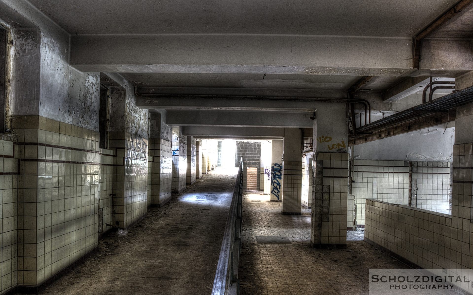 HDR Decay Urban Hospital