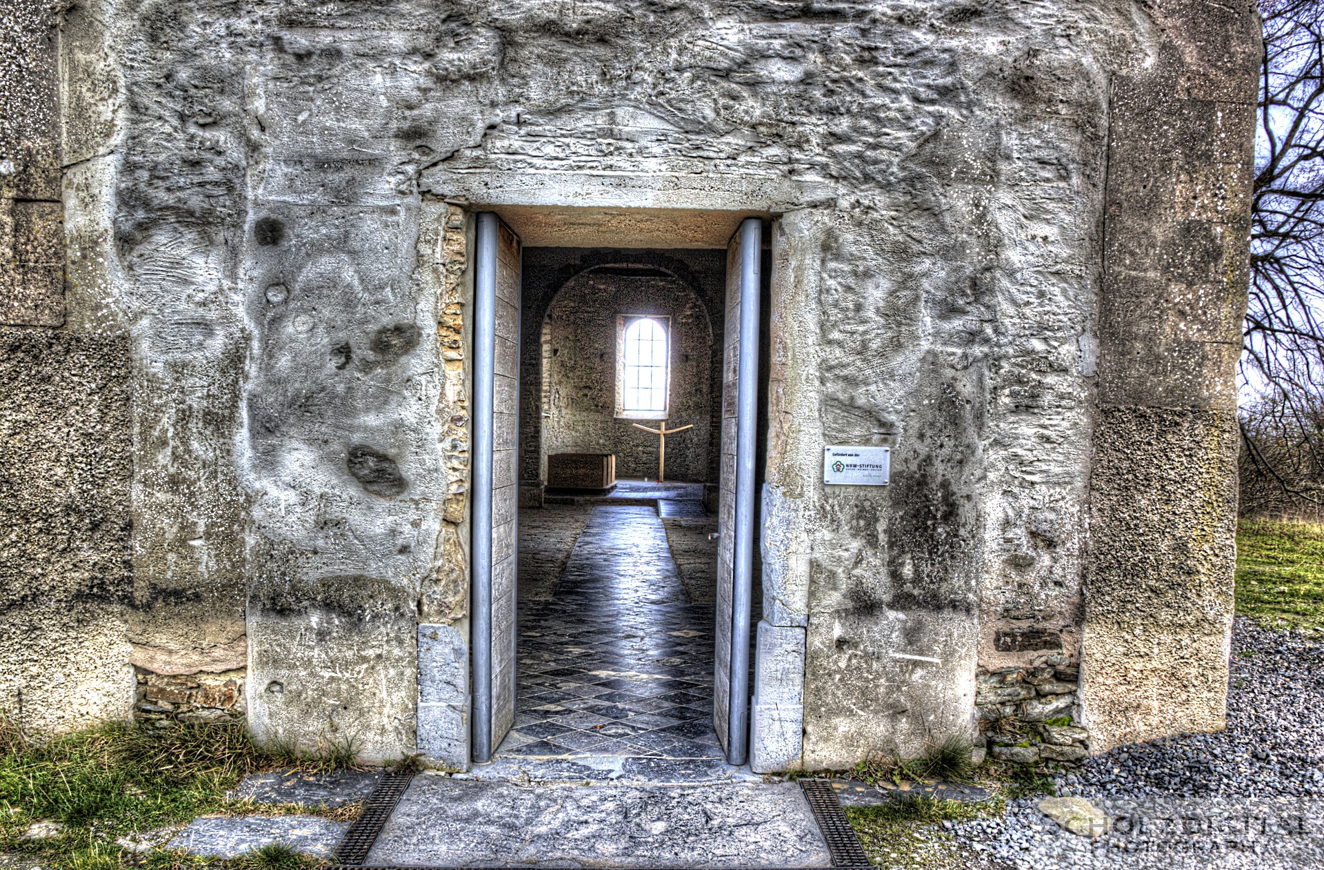 HDR Aufnahme Kirche St. Rochus / Wollseifen / Eifel