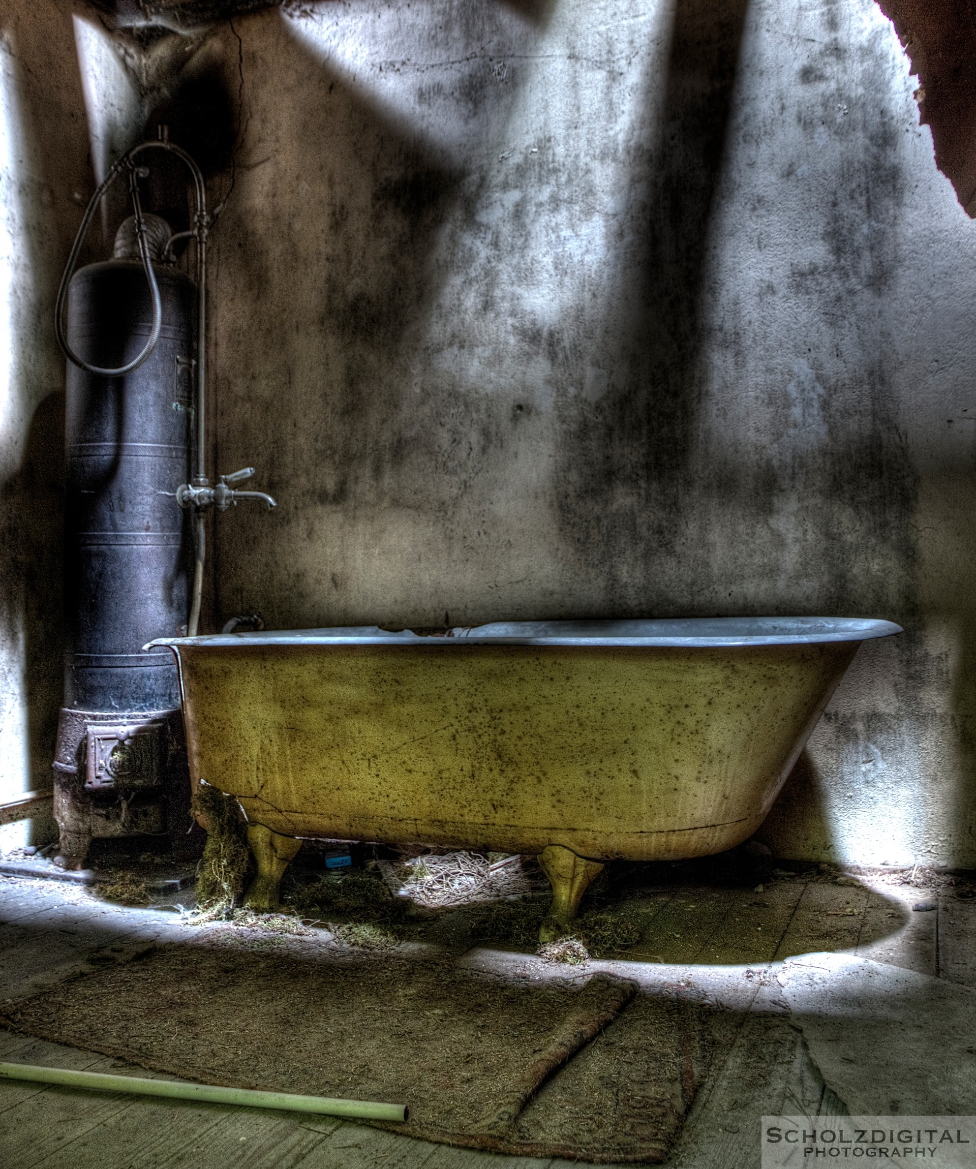 Abandoned Bath