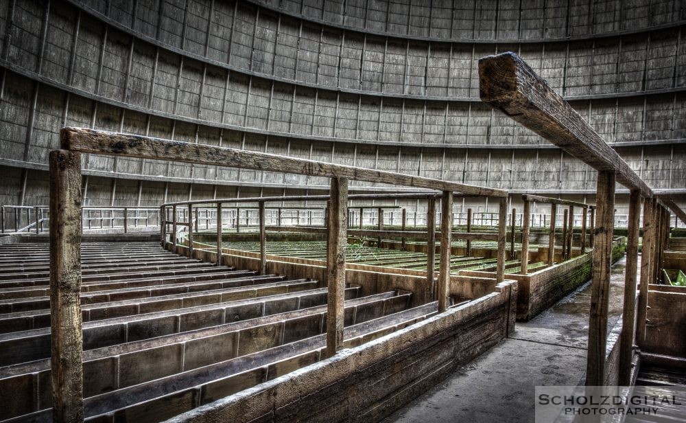 Lost Place - ein verlassener Kühlturm