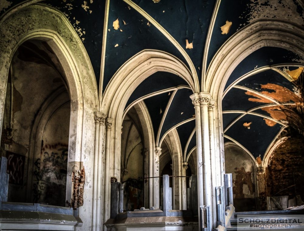 Urbex Chateau Noisy- verlassenes Schloss