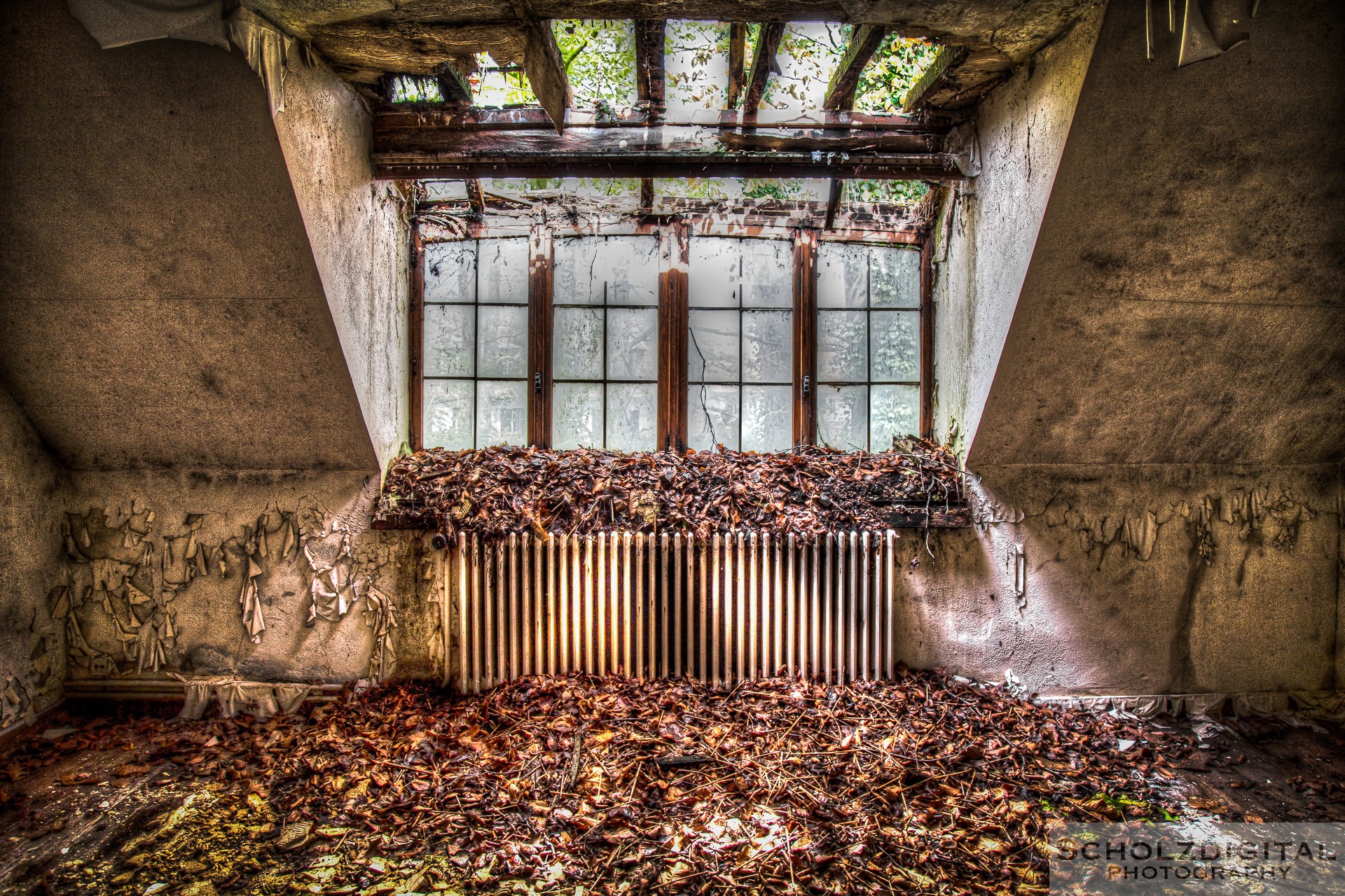 Urbex Staircase HDR