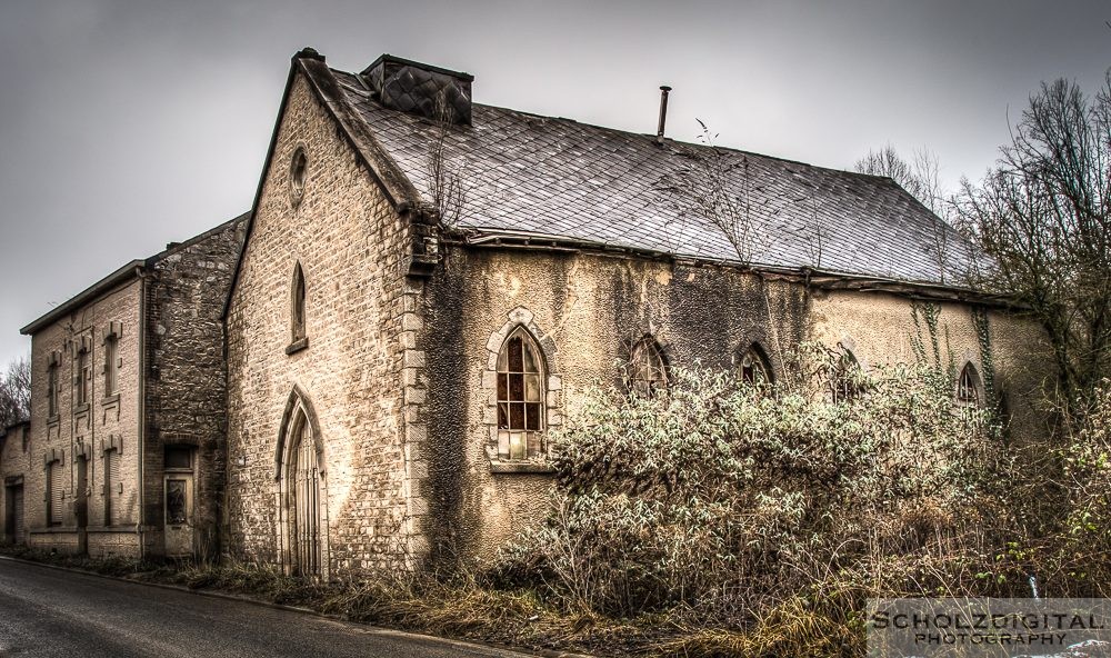 Dust Church HDR Lost place