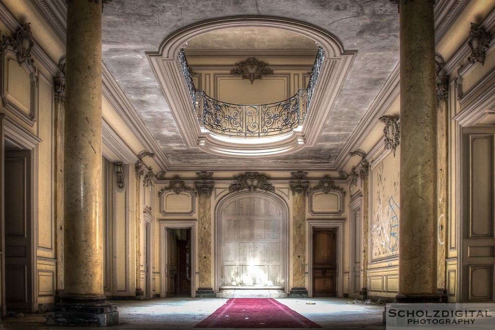 Chateau Lumiere Urbex