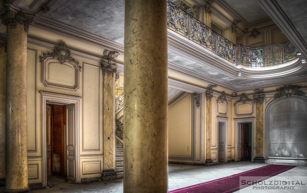 Chateau Lumiere Urbex