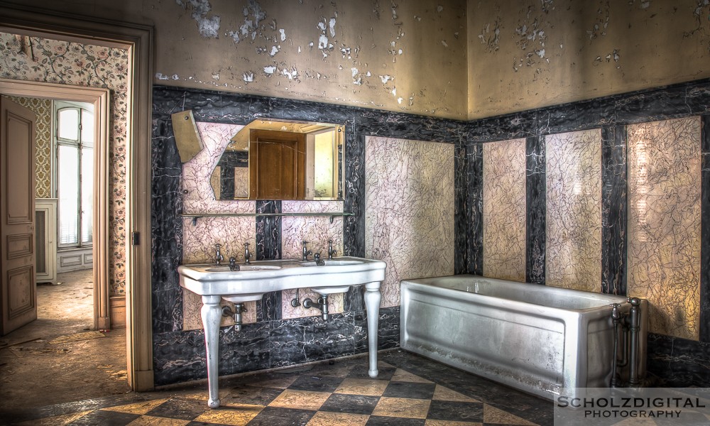 Chateau Lumiere Urbex