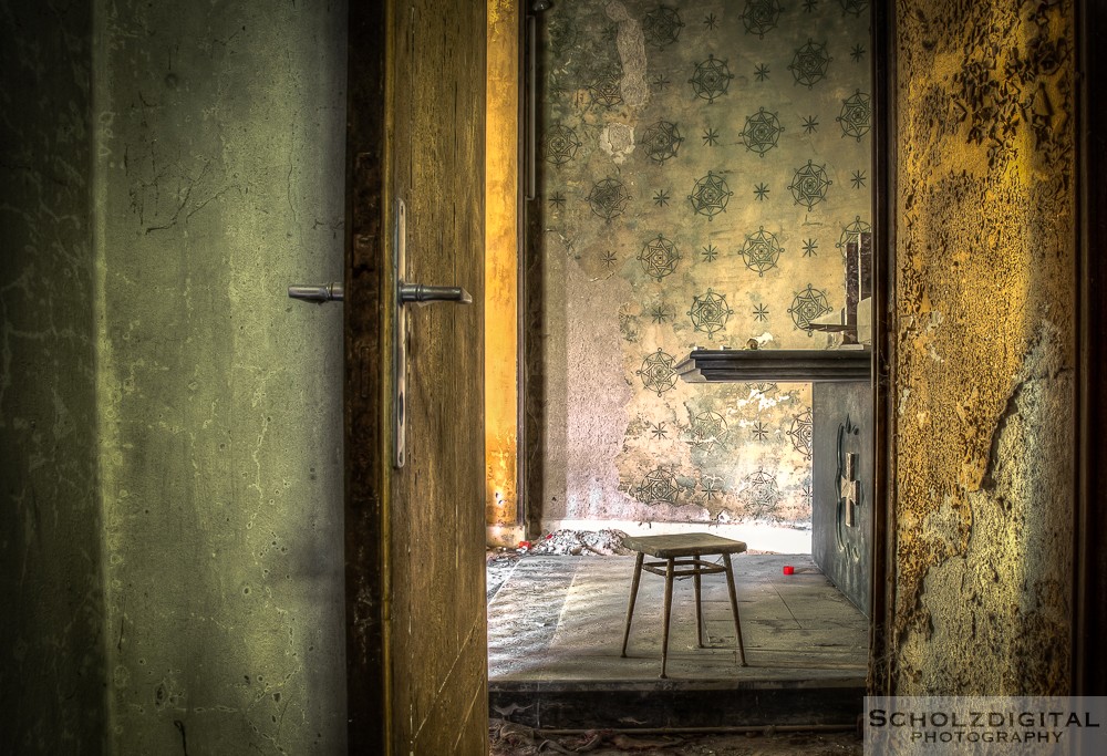 Mono Orphanage / Colonia Montana