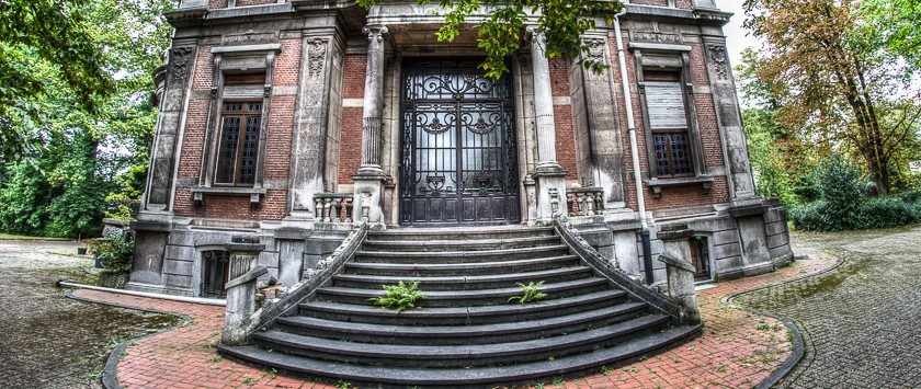 Town Mansion Urbex Belgien