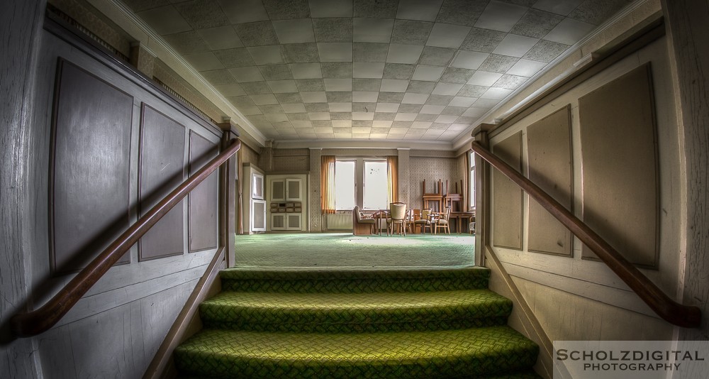 Verlassenes Hotel im Harz, Waldhotel. Urban Exploration . Lost Place