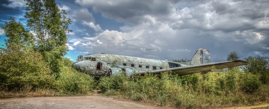 Abandoned Airplane - verlassenes Flugzeug Lost Place Urbex