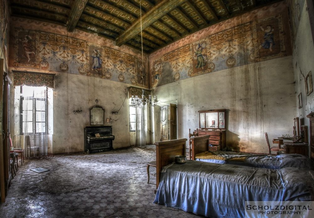 Castello Dell' Artista​ - Urbex Italy