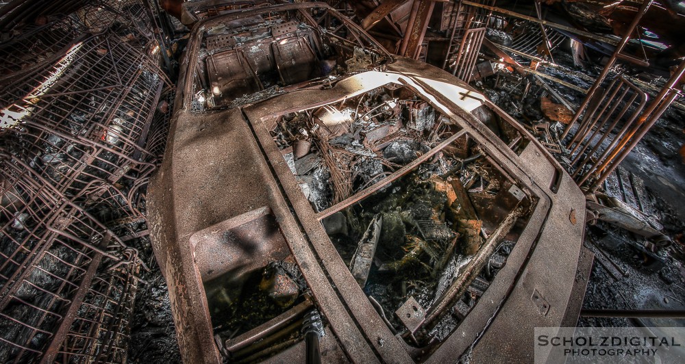 Burned Cars - Lost Place urbex Belgien 