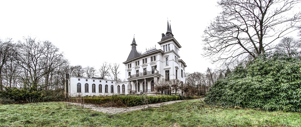 Chateau Ladybug - Lost Place - Belgien