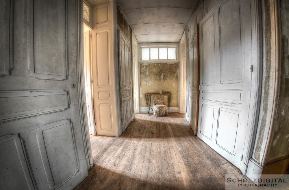 Chateau Banana Lost Place Urbex Frankreich