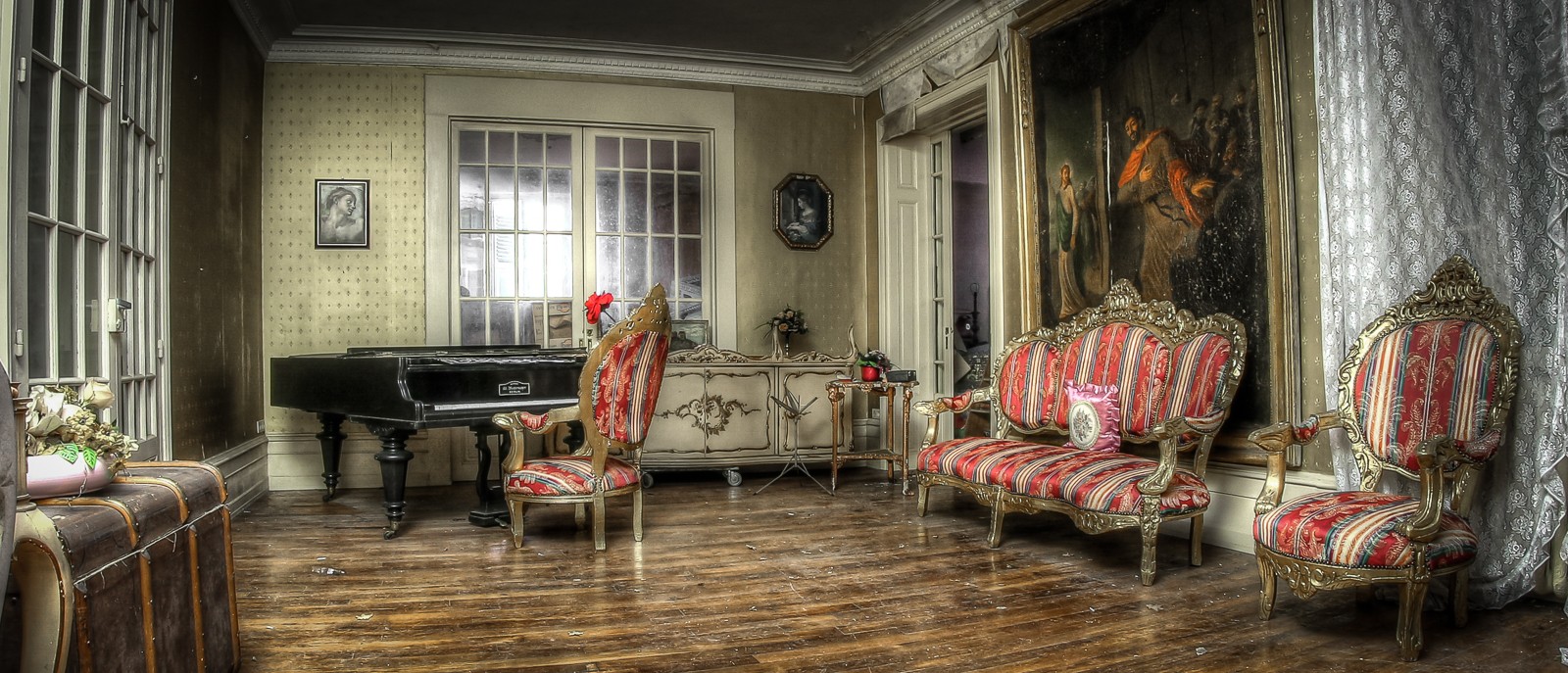 Chateau Banana Lost Place Urbex Frankreich