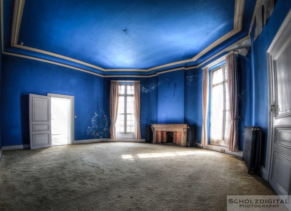 Chateau Cinderella Lost Place Abandoned Belgium Belgien verlassenes Schloss Urbex