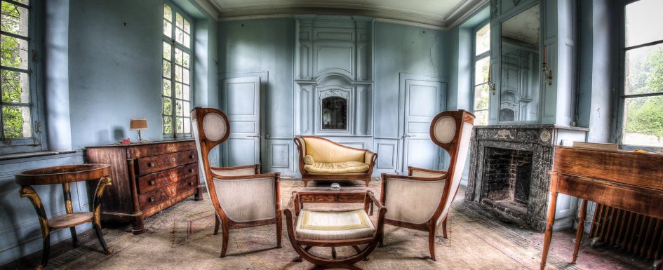 Urbex Lost Place Frankreich Blue Castle Chateau des livres fotorunner abandoned