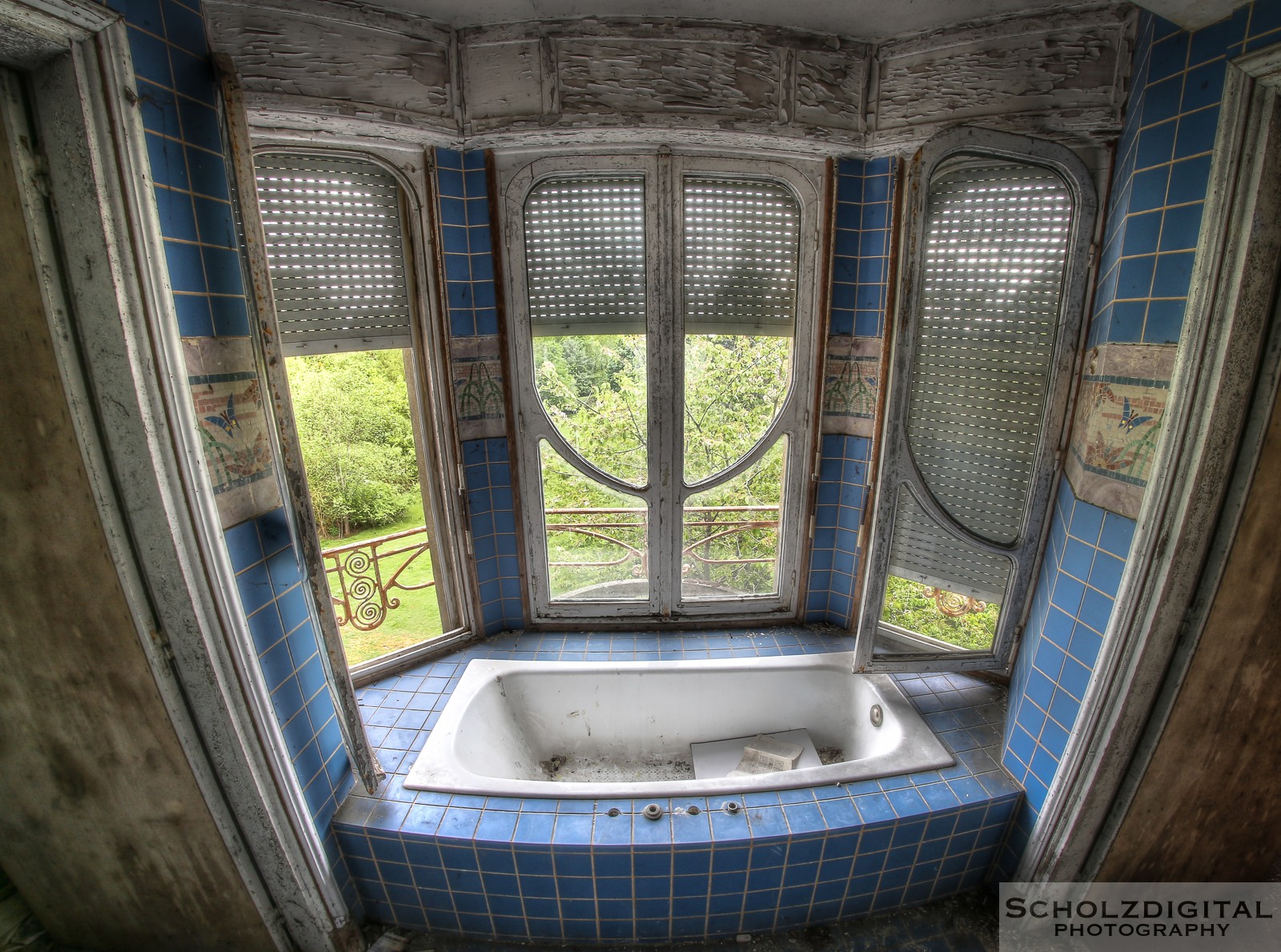 Manoir Colimacon Urbex France Urbex frankreich Lost Place verlassenes Chateau in Frankreich