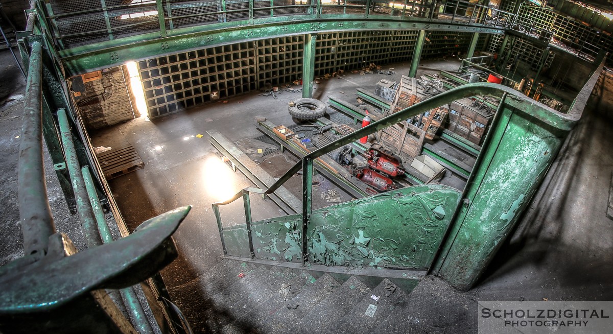 Lost Place urbex Control Room Belgien verlassene Industrieanlage Serraing verlaaten abandoned