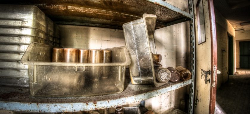 Animal Experiment lado del male Urbex Italien Lost Place verlassener Ort