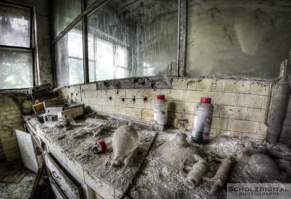 Animal Experiment lado del male Urbex Italien Lost Place verlassener Ort