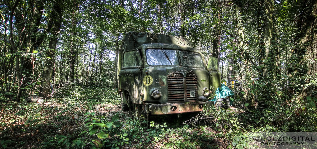 Urbex, Lost Place, HDR, Abandoned, verlassene Orte, verlassen, verlaten, Urban exploration, UE, Belgien, Belgium, Iron Forest, Autofriedhof, Autokerkhof, Cars, Autos, Schrottplatz