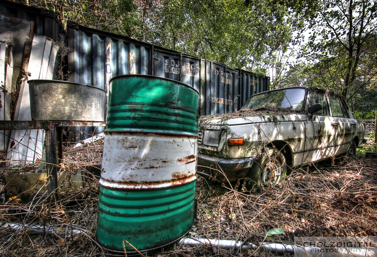 Urbex, Lost Place, HDR, Abandoned, verlassene Orte, verlassen, verlaten, Urban exploration, UE, Belgien, Belgium, Iron Forest, Autofriedhof, Autokerkhof, Cars, Autos, Schrottplatz