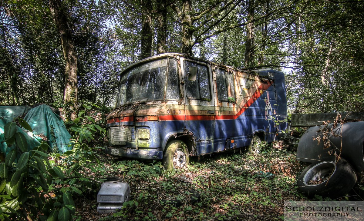 Urbex, Lost Place, HDR, Abandoned, verlassene Orte, verlassen, verlaten, Urban exploration, UE, Belgien, Belgium, Iron Forest, Autofriedhof, Autokerkhof, Cars, Autos, Schrottplatz