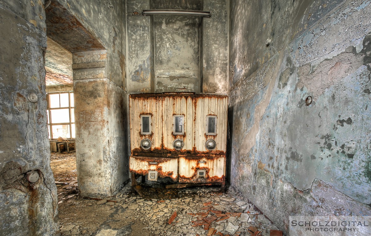 Urbex, Lost Place, HDR, Abandoned, verlassene Orte, verlassen, verlaten, Urban exploration, UE, Italy, Italien, Manicomio V