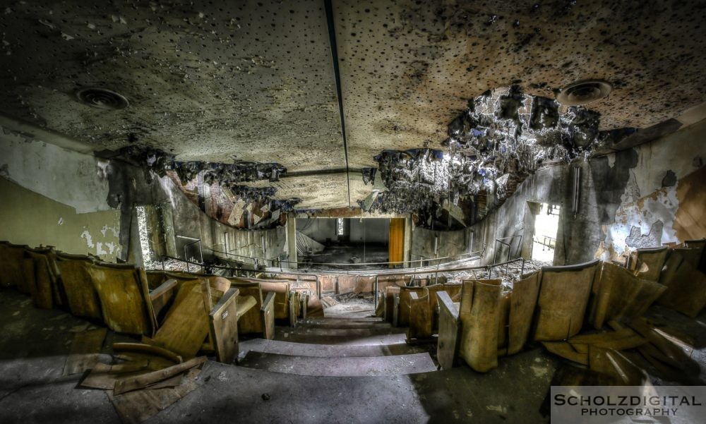 Urbex, Lost Place, HDR, Abandoned, verlassene Orte, verlassen, verlaten, Urban exploration, UE, Italien, Italy, Italia, Milano, rolleer Mosquito Theater, Manicomio