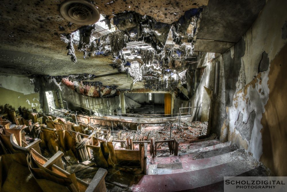 Urbex, Lost Place, HDR, Abandoned, verlassene Orte, verlassen, verlaten, Urban exploration, UE, Italien, Italy, Italia, Milano, rolleer Mosquito Theater, Manicomio