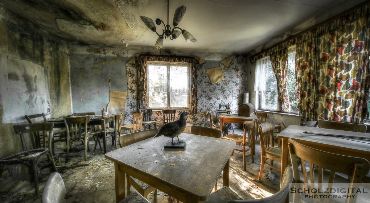 Abandoned, Cafe Flower Valley, HDR, Lost Place, Ost Westfalen, OWL, UE, Urban exploration, Urbex, verlassen, Verlassene Orte, Verlassene Orte in Deutschland, verlaten