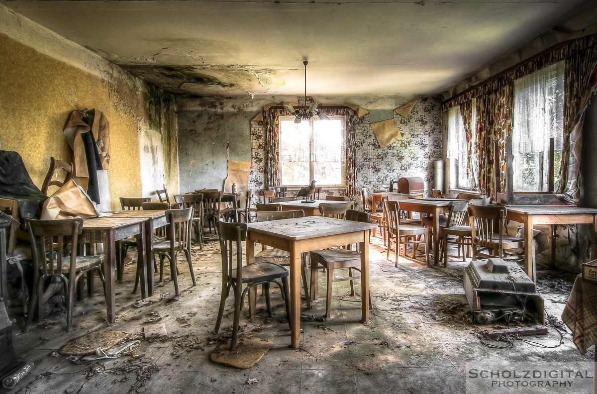 Abandoned, Cafe Flower Valley, HDR, Lost Place, Ost Westfalen, OWL, UE, Urban exploration, Urbex, verlassen, Verlassene Orte, Verlassene Orte in Deutschland, verlaten