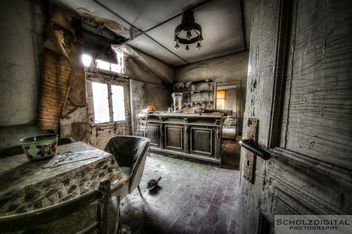 Abandoned, Cafe Flower Valley, HDR, Lost Place, Ost Westfalen, OWL, UE, Urban exploration, Urbex, verlassen, Verlassene Orte, Verlassene Orte in Deutschland, verlaten