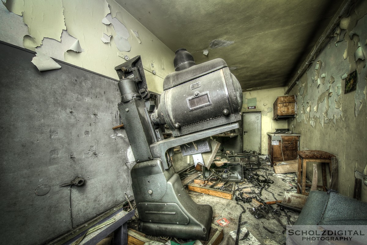 Abandoned, HDR, Hotel Cinema, Lost Place, Ost Westfalen, OWL, UE, Urban exploration, Urbex, verlassen, Verlassene Orte, Verlassene Orte in Deutschland, verlaten, urbex