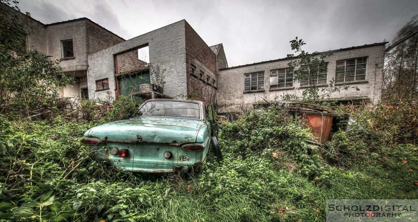 Urbex, Lost Place, HDR, Abandoned, verlassene Orte, verlassen, verlaten, Urban exploration, UE, Verlassene Orte in Belgien, Urbex Belgien, Belgie, Autofriedhof, car graveyard, rostige Autos, Oldtimer