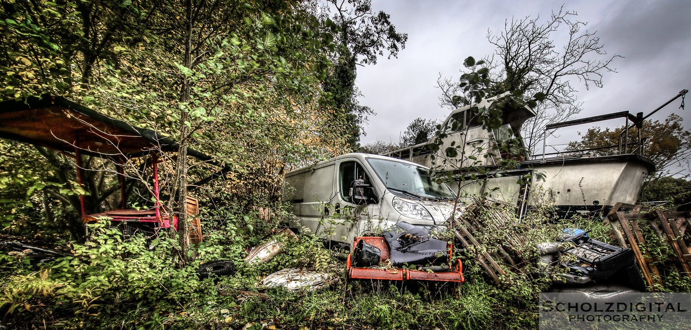 Urbex, Lost Place, HDR, Abandoned, verlassene Orte, verlassen, verlaten, Urban exploration, UE, Verlassene Orte in Belgien, Urbex Belgien, Belgie, Autofriedhof, car graveyard, rostige Autos, Oldtimer