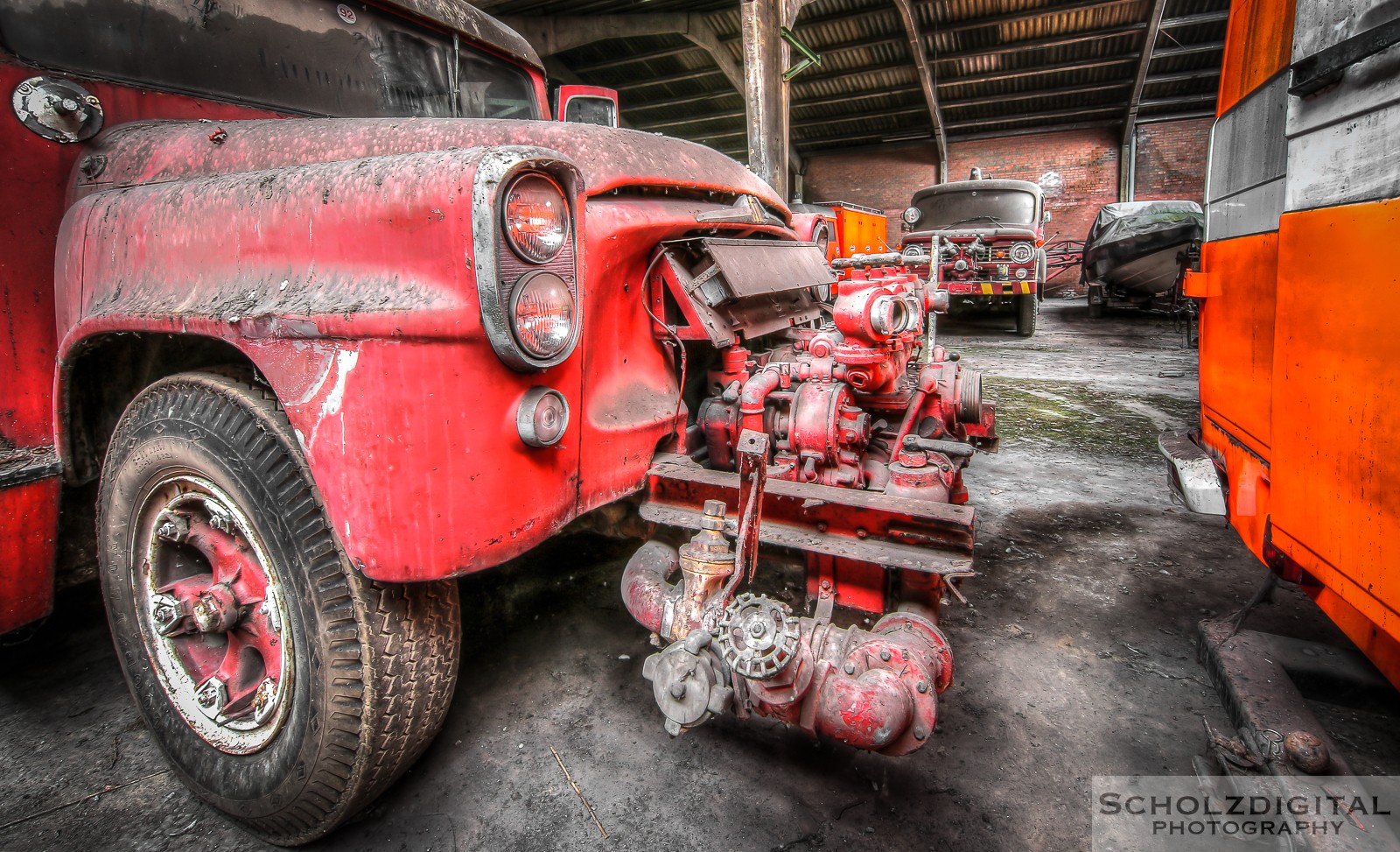 Abandoned, Feuerwehr, Fire Figther Trucks, HDR, Lost Place, UE, Urban exploration, Urbex, verlassen, Verlassene Orte, Verlassene Orte in Belgien, verlaten