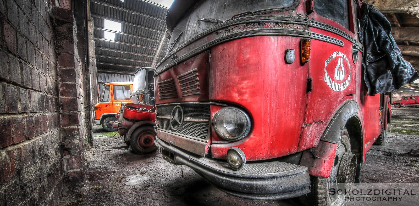 Abandoned, Feuerwehr, Fire Figther Trucks, HDR, Lost Place, UE, Urban exploration, Urbex, verlassen, Verlassene Orte, Verlassene Orte in Belgien, verlaten