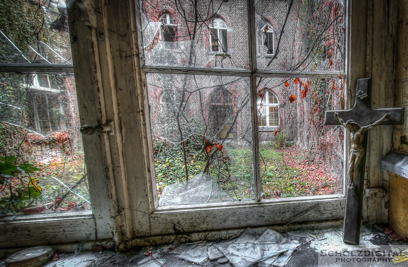 Abandoned, Abby, Abtei, Belgie, Carmel De La Reparation, HDR, Kloster, Lost Place, Monastere Monastere Antoinette, UE, Urban exploration, Urbex, Urbex Belgien, verlassen, Verlassene Orte, Verlassene Orte in Belgien,