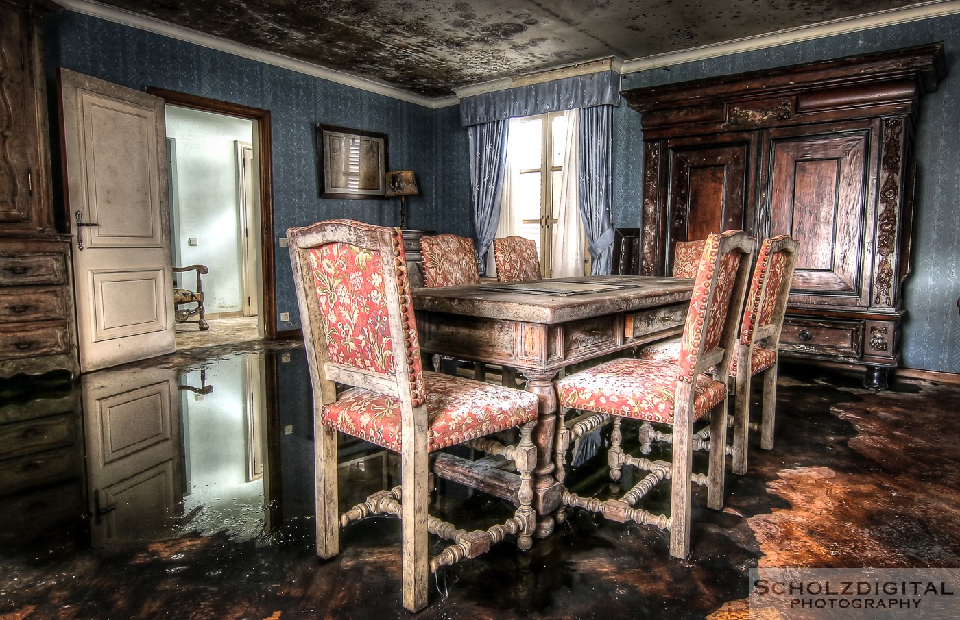 Urbex, Lost Place, HDR, Abandoned, verlassene Orte, verlassen, verlaten, Urban exploration, UE, Puppenwald, Verlassene Orte in Belgien, Villa Baron, Urbex Belgien, Belgie, Villa, Manoir,