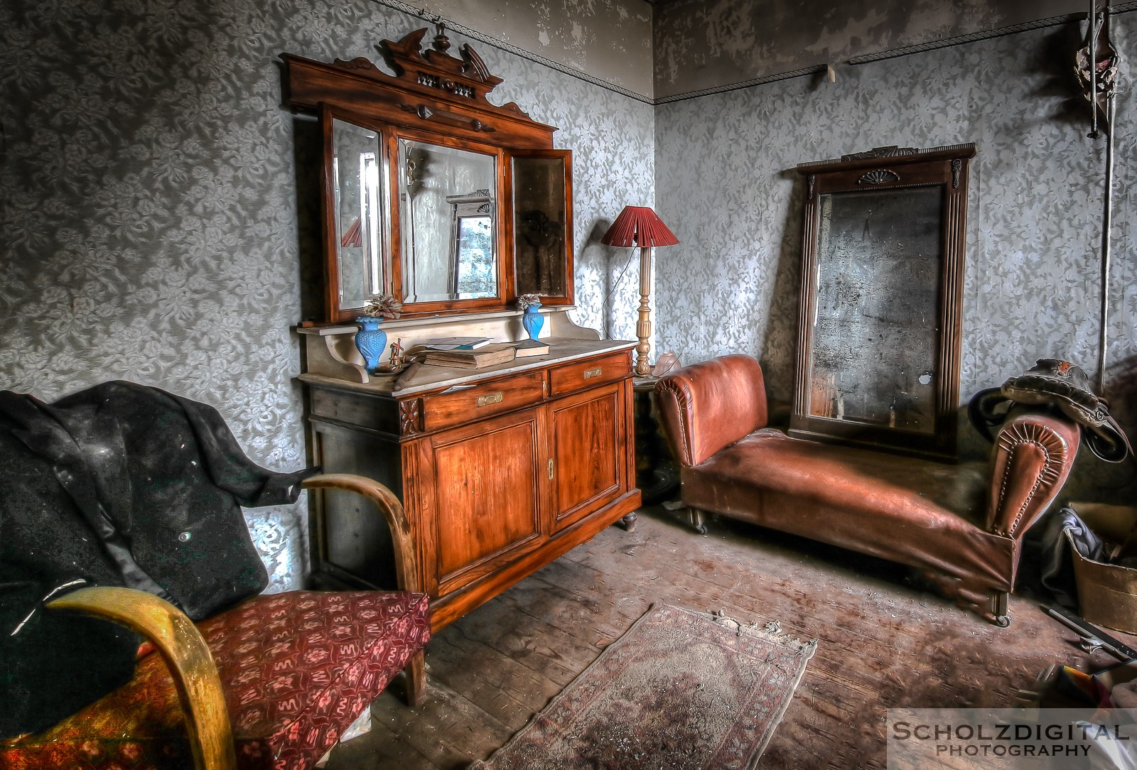 Abandoned, Chateau Hohner, HDR, Lost Place, UE, Urban exploration, Urbex, verlassen, Verlassene Orte, Verlassene Orte in Belgien, verlaten