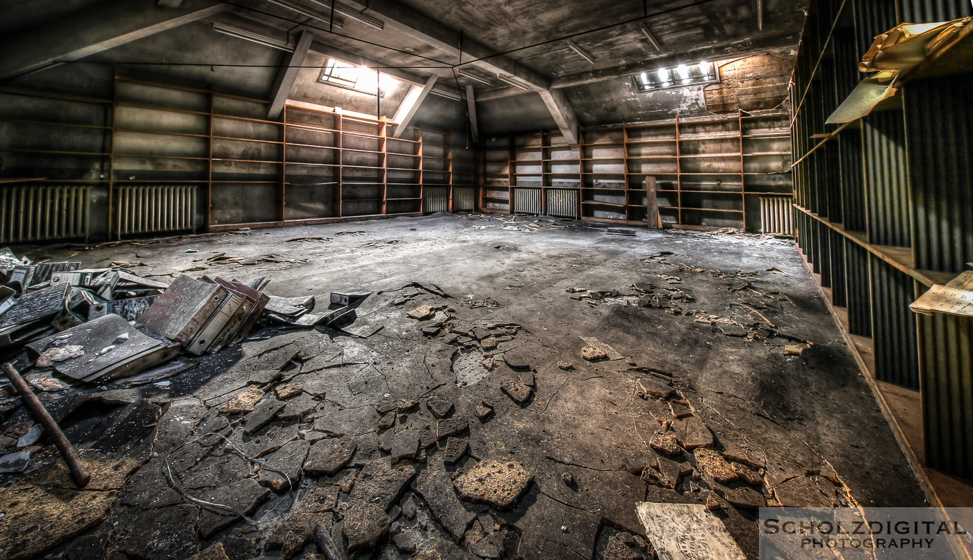 Abandoned, beelden, Bureau Central, Bureau Central De Wendel, Decay, forgotten, Lorraine, Lost Place, Lothringen, Urban exploration, Urbex, urbexlocatie, verlassen, Verlassene Orte