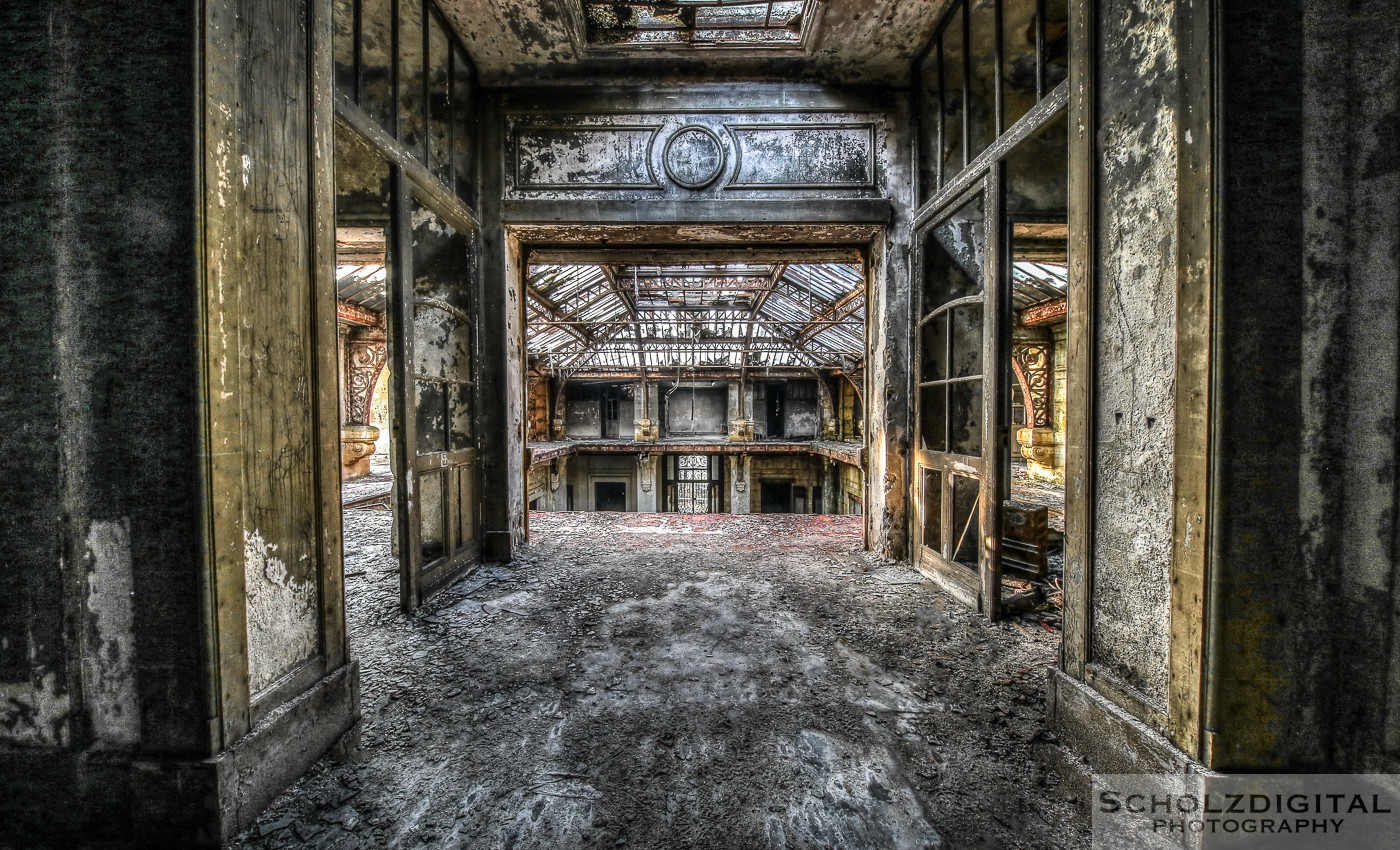 Abandoned, beelden, Bureau Central, Bureau Central De Wendel, Decay, forgotten, Lorraine, Lost Place, Lothringen, Urban exploration, Urbex, urbexlocatie, verlassen, Verlassene Orte