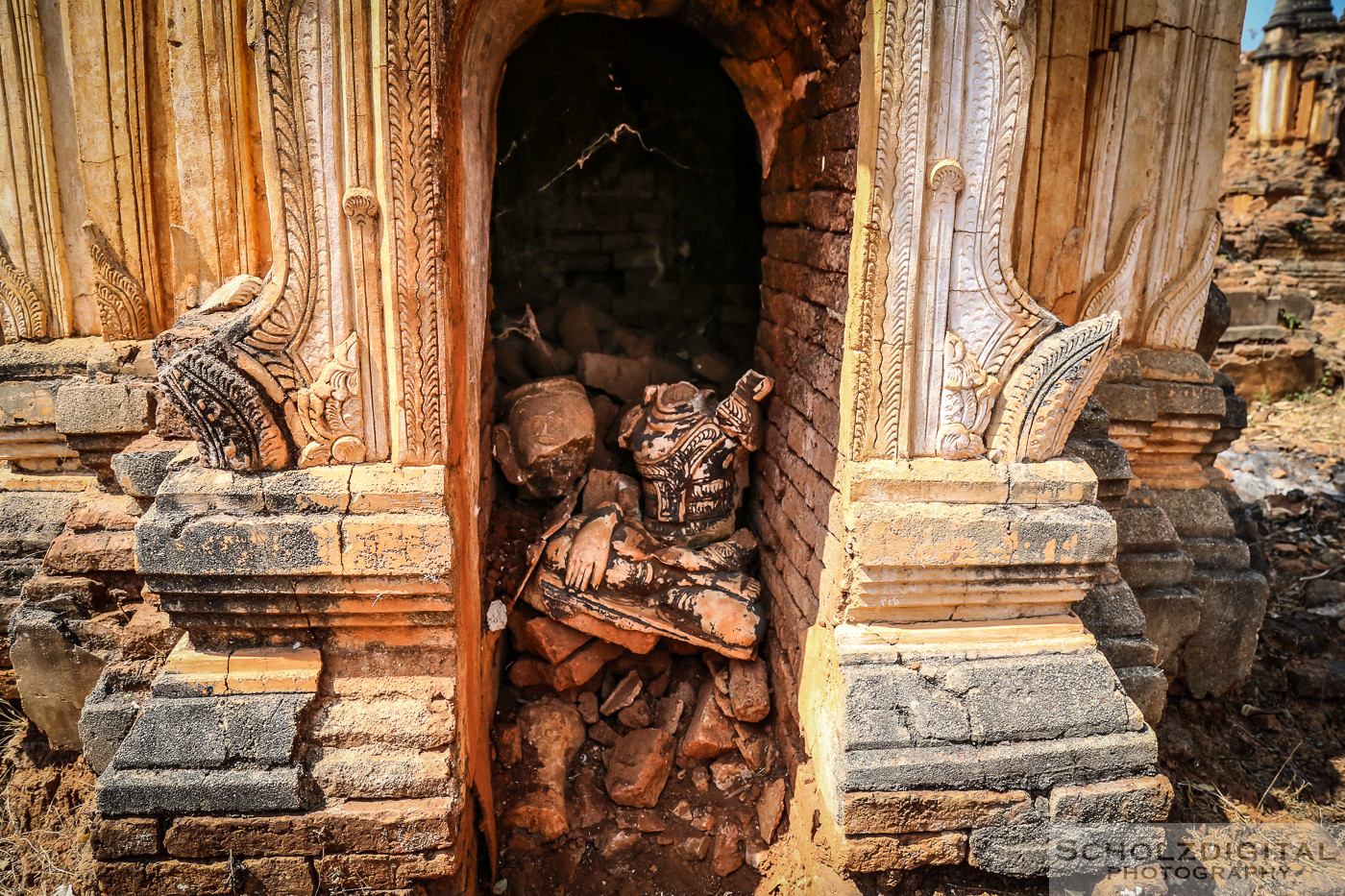 Abandoned, Birma, Burma, Lost Place, Myanmar, Nyaung Oak Monastery, Travelling, Urban exploration, Urbex, verlassen, Verlassene Orte, verlaten