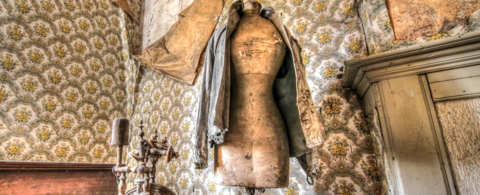 Abandoned, Decay, Lost Place, Urban exploration, Urbex, verlassen, Verlassene Orte, urbexlocatie, beelden, urban exploration, lost place, abandoned, forgotten, Ferme St Valentine. Belgie, Farm bauernhof