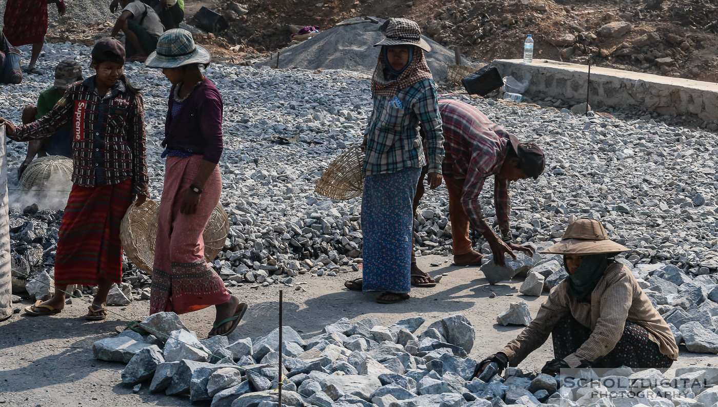 Asia, Bauarbeiter, Baustelle, Birma, Burma, Exploring, Myanmar, Southeastasia, Straßenbau, tagelöhner, Travelling, road construction, Backpacker