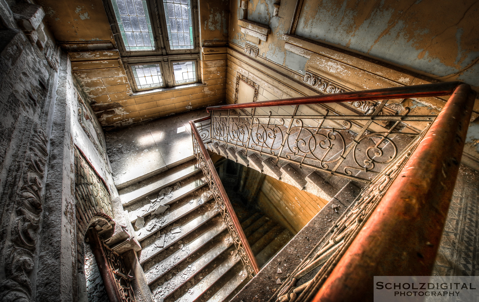 Abandoned, beelden, Decay, forgotten, Lost Place, Ost, Osten, Sachsen, Urban exploration, Urbex, urbexlocatie, verlassen, Verlassene Orte, Villa Klappstock