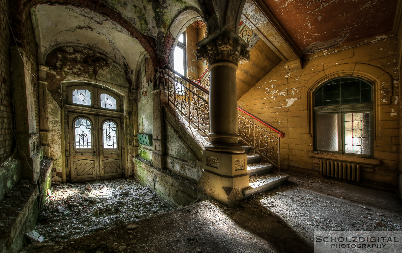 Abandoned, beelden, Decay, forgotten, Lost Place, Ost, Osten, Sachsen, Urban exploration, Urbex, urbexlocatie, verlassen, Verlassene Orte, Villa Klappstock